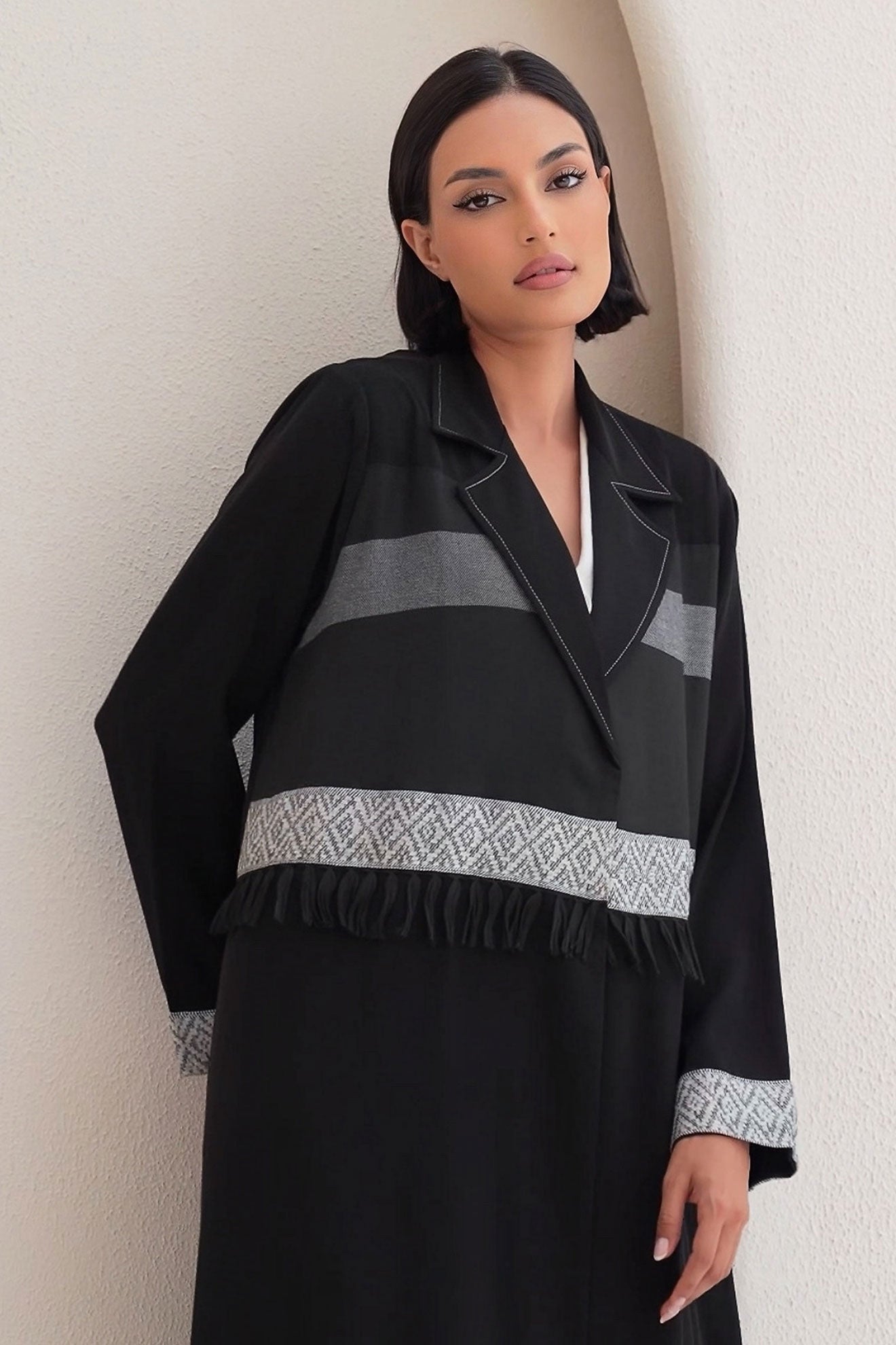 KAVEN White Grey Abaya